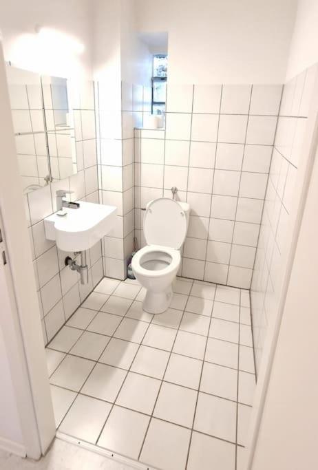 Luna City-Apartment 80Qm 2 Zimmer 2 Baeder 20Km Messe Airport Krefeld Bagian luar foto