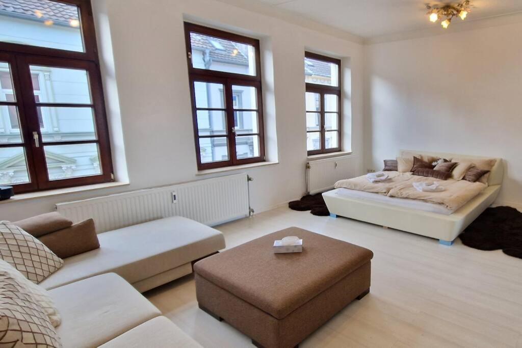 Luna City-Apartment 80Qm 2 Zimmer 2 Baeder 20Km Messe Airport Krefeld Bagian luar foto